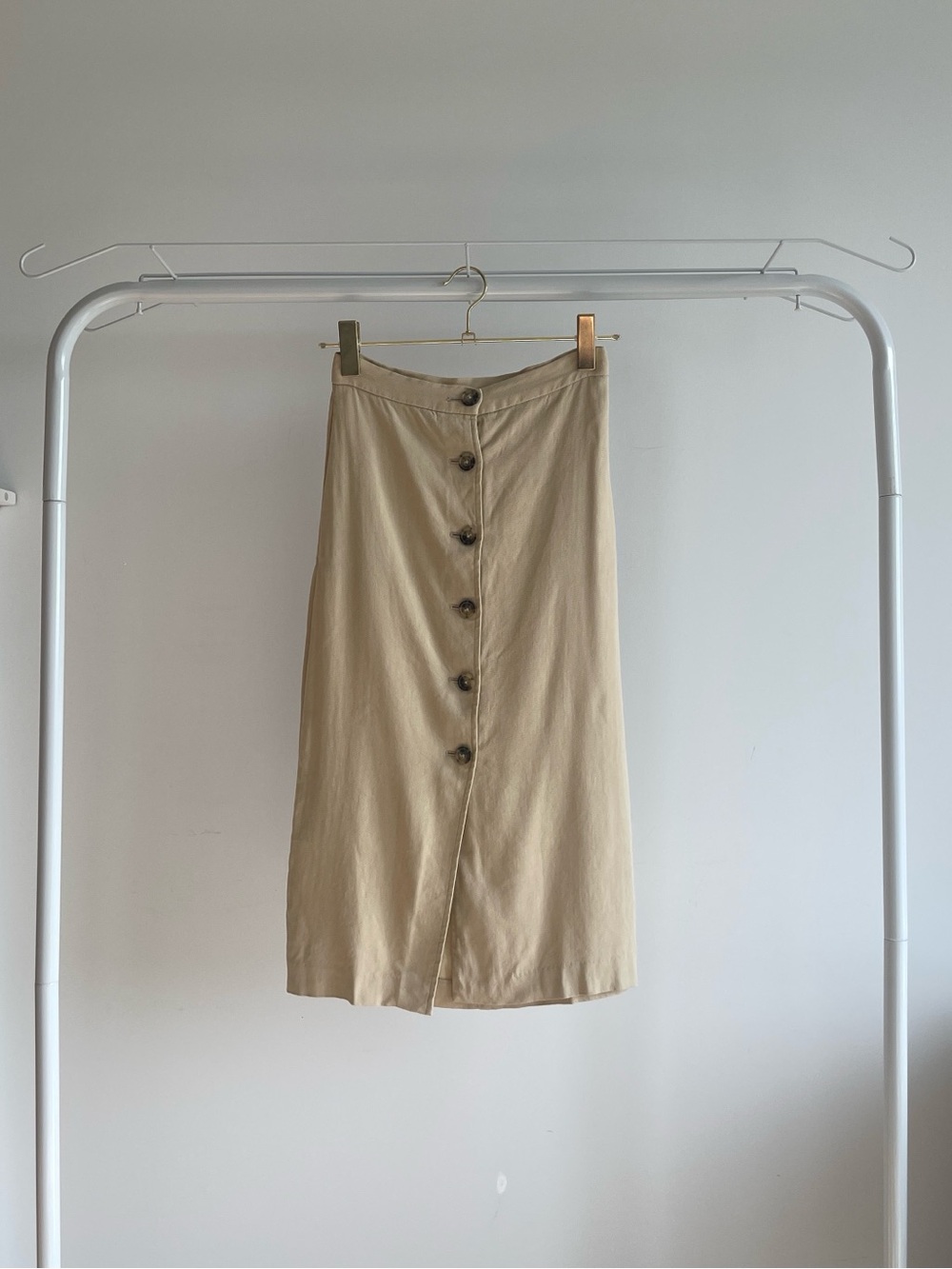 Aritzia Beige Button-Front Midi Skirt